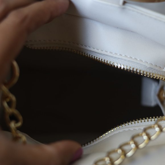 BOHO Chic Wooden Handle Convertible Crossbody Bag - Picture 6 of 10